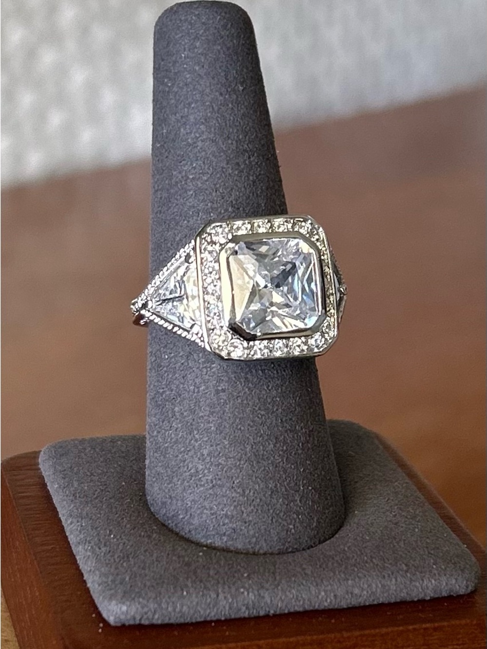 NWOT Trifari Fashion/Cocktail CZ Ring, Sz 7.5